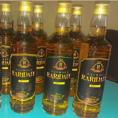 Cachaça Raridade Bálsamo da cidade de Salinas (670ml)